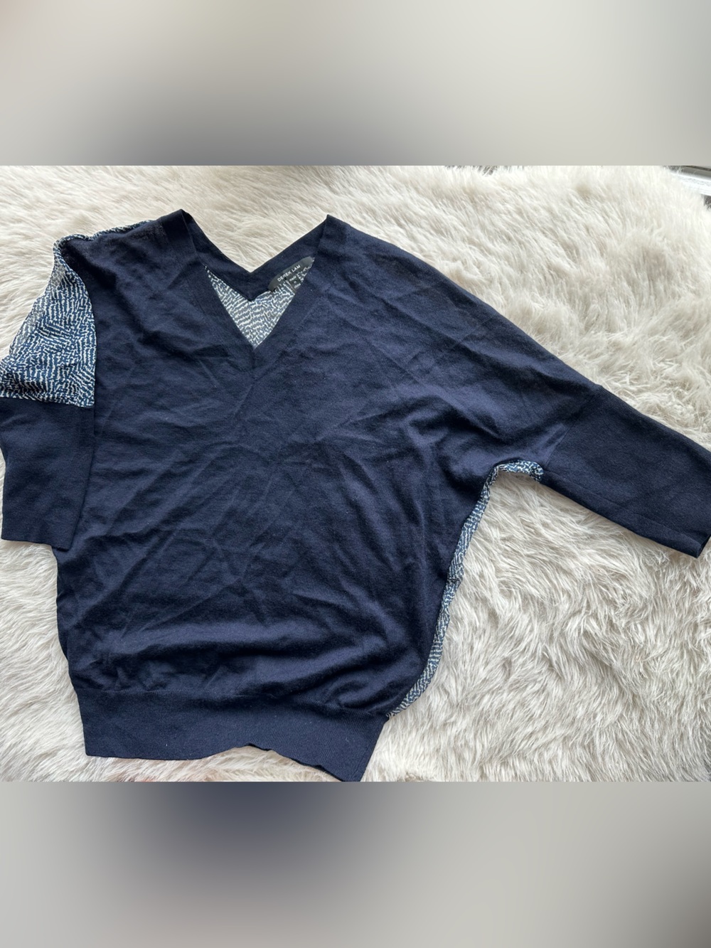 Derek Lam Cashmere and Silk Navy V-Neck Light Sweater Mix-media Blue white P